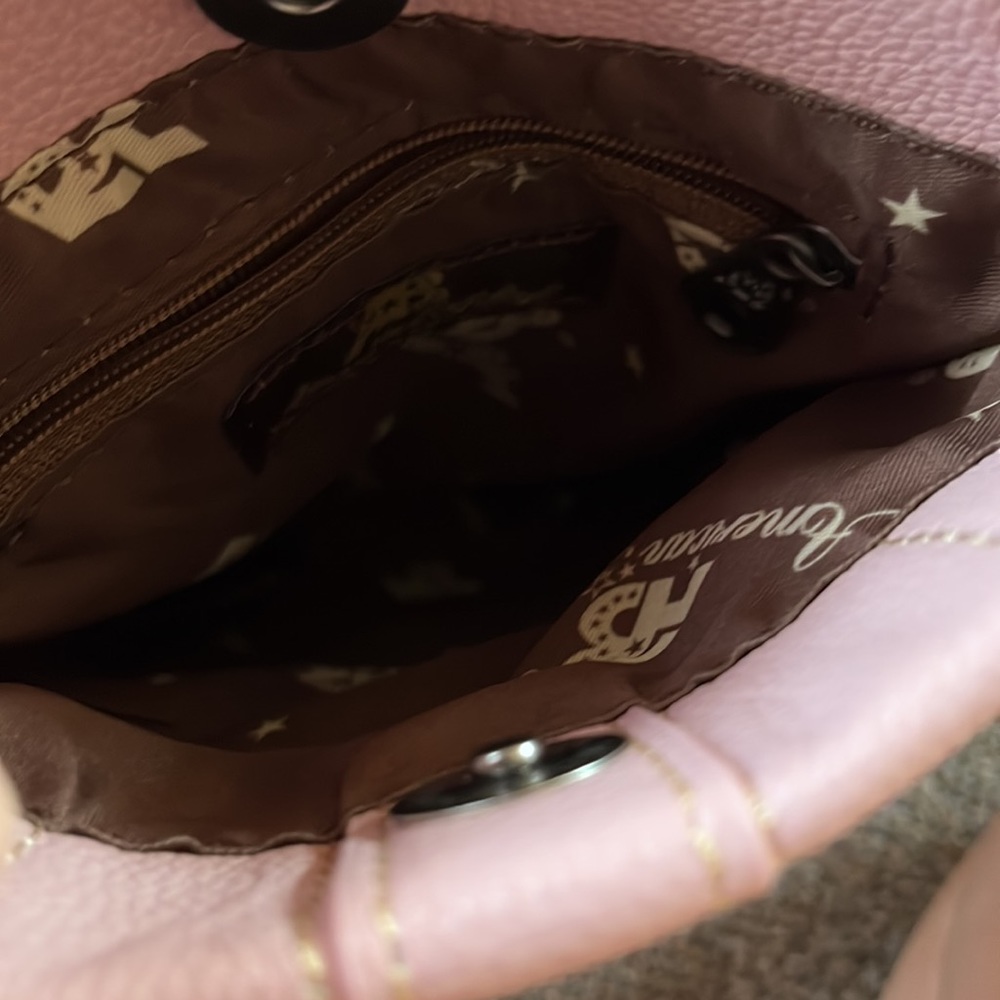 American Bling pink purse with western details and removable strap - Picture 4 of 8